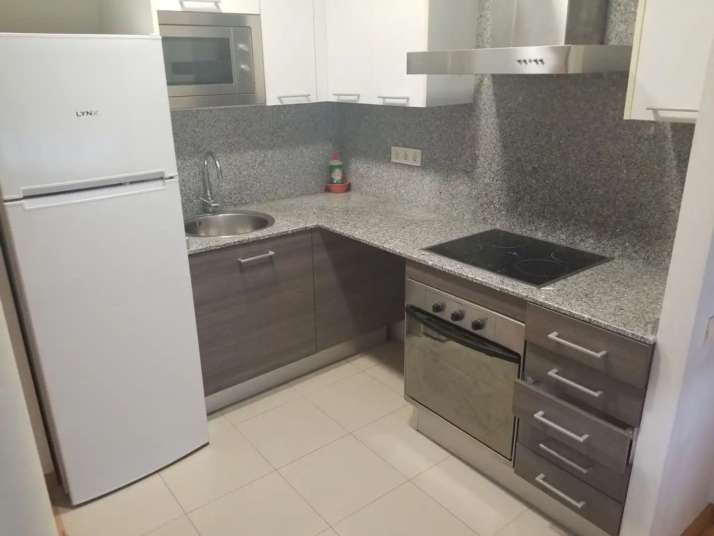 Kitchen of Apartments for rent in Lleida  with Furnished