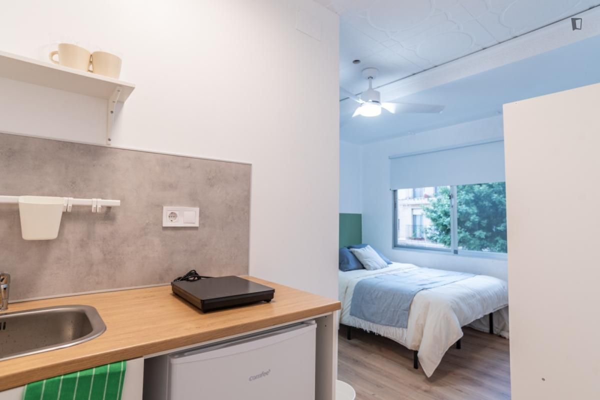 Schlafzimmer von Wohnungen zur untervermieten in Aldaia mit Möbliert, Ofen und Waschmaschine