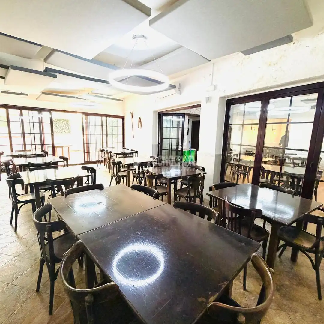 Commercial properties for sale in Villaconejos  with Air Conditioner