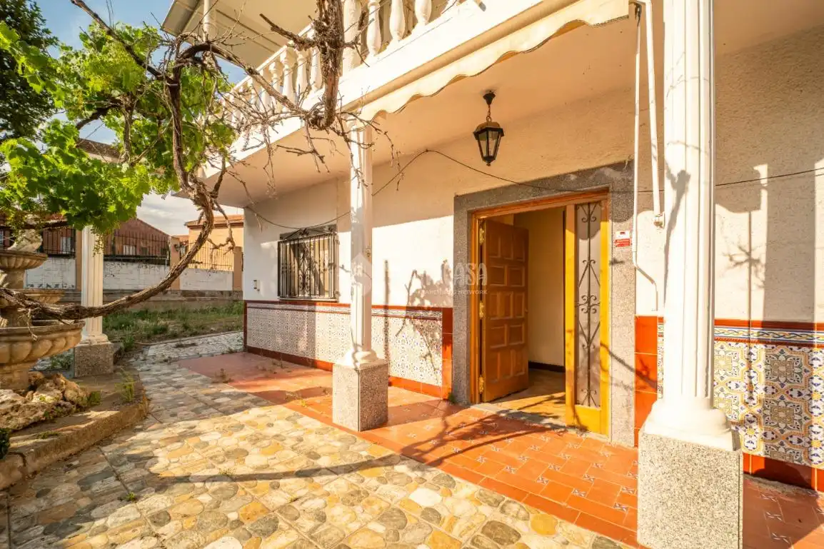 Vista exterior de Casa o chalet en venta en Arganda del Rey con Aire acondicionado, Calefacción y Terraza