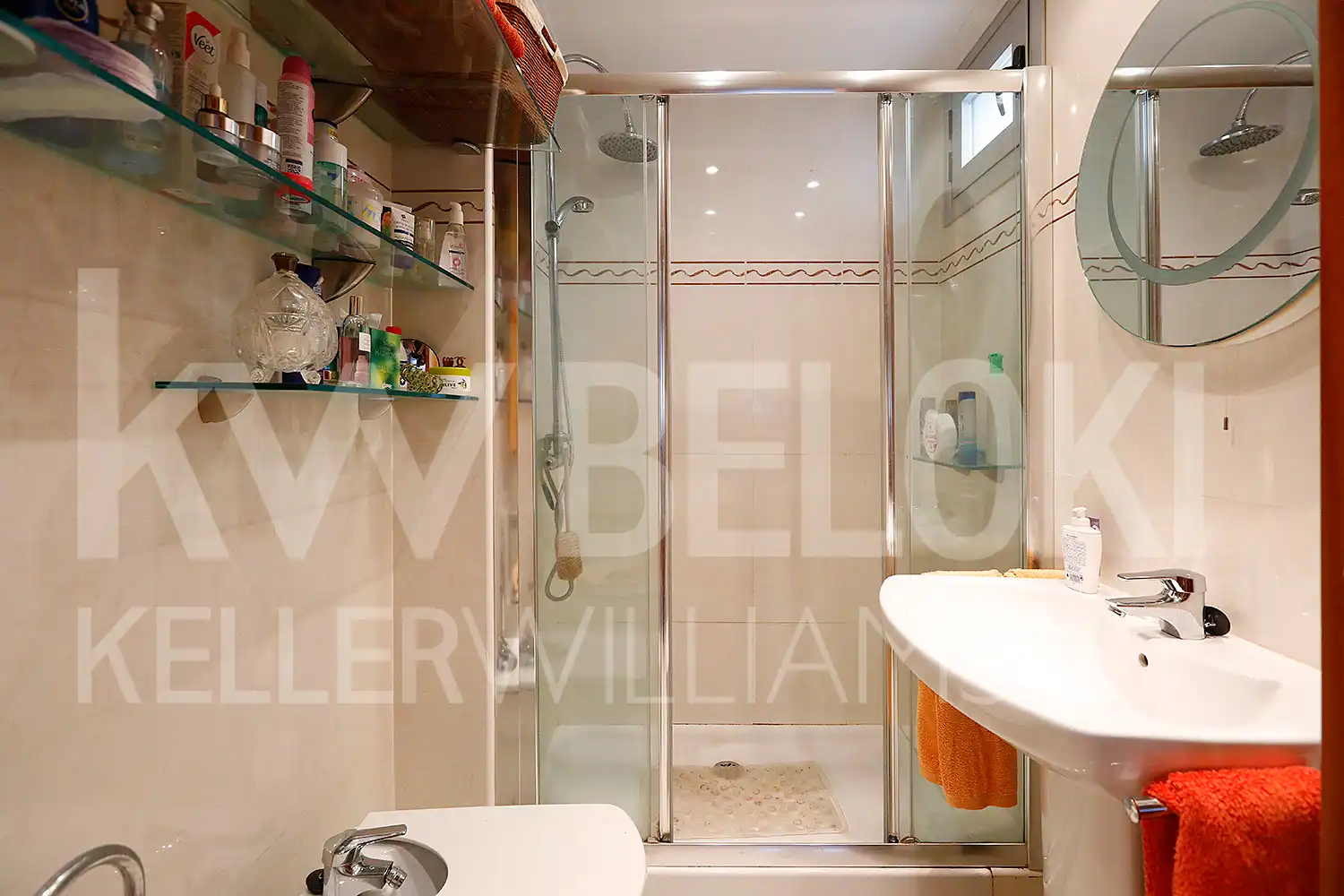 Baño de Piso en venta en Donostia - San Sebastián  con Calefacción y Terraza