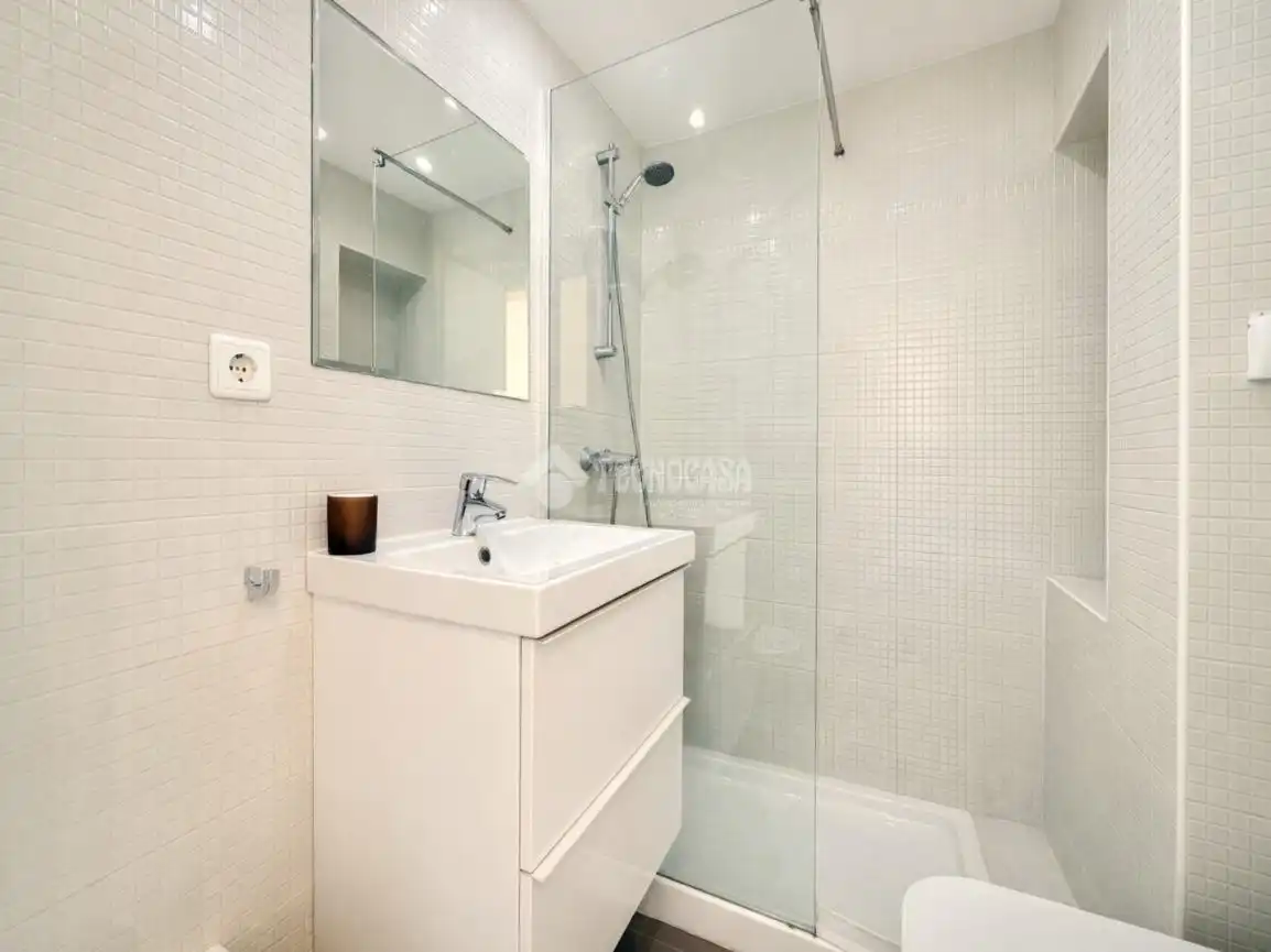 Badezimmer von Wohnung zum Verkauf in Madrid