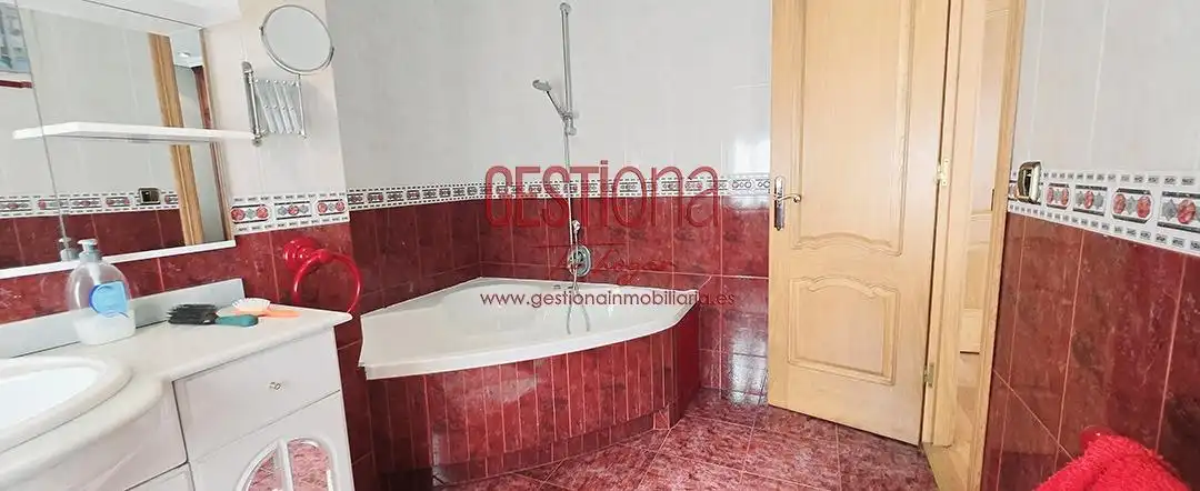 Bathroom of Houses for sale in Marina de Cudeyo  with Heating, Private garden and Terrace