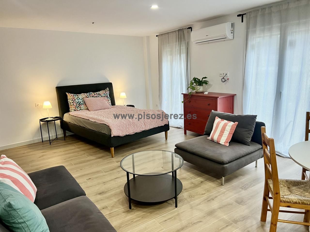 Bedroom of Study to rent in Jerez de la Frontera  with Air Conditioner and Furnished