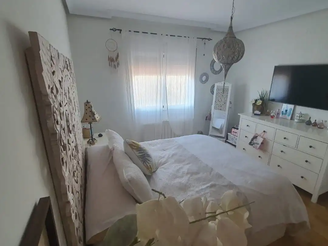 Chalet con piscina en venta en Avenida Aragoneses 1, imagen 21