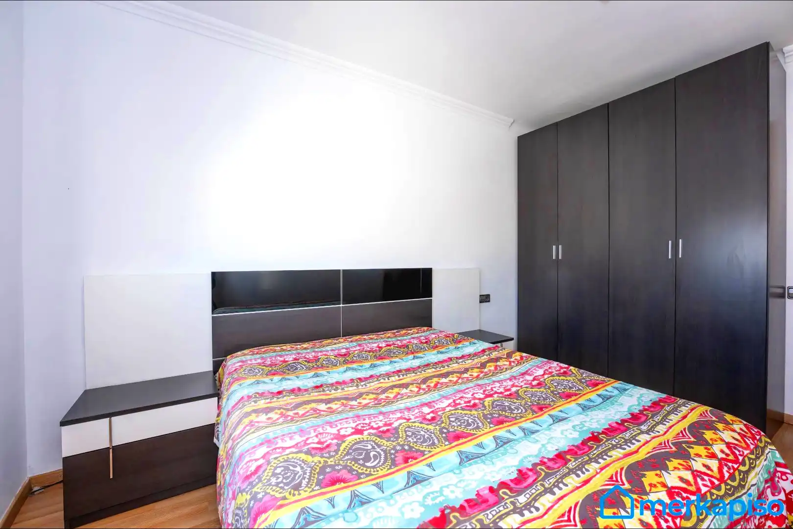 Dormitori de Àtic en venda en Viladecans amb Aire condicionat, Parquet i Balcó