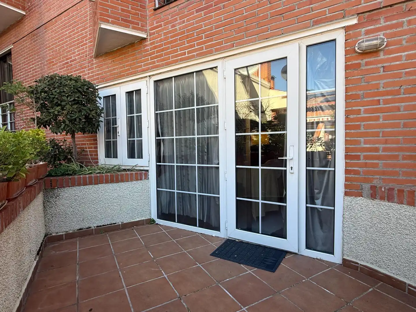 Vista exterior de Casa adosada en venta en Guadalajara con Calefacción, Terraza y Amueblado