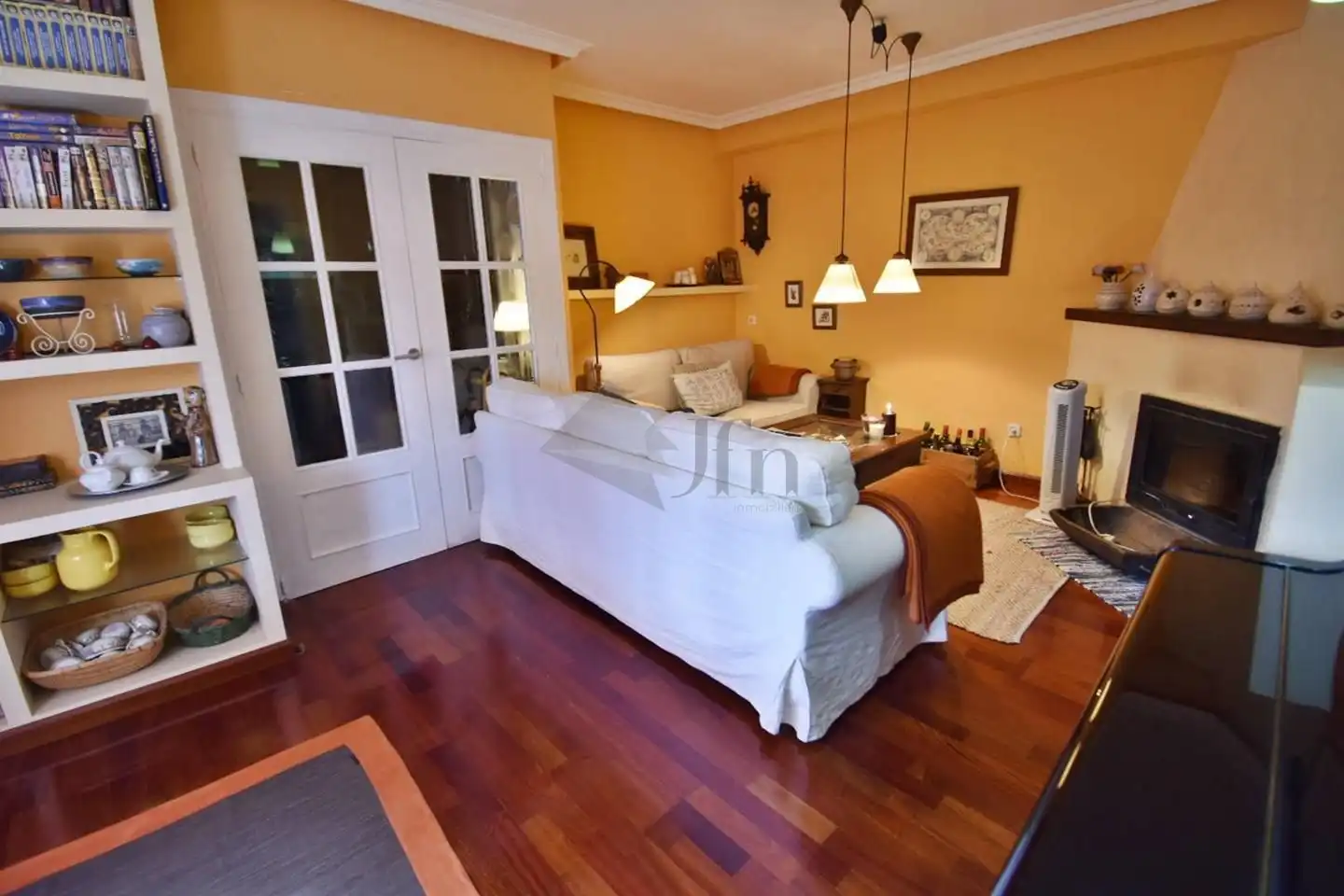 Sala de estar de Casa o chalet en venta en Olmedo con Calefacción, Jardín privado y Piscina comunitaria