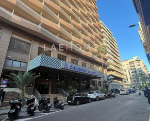 Vista exterior de Apartament en venda en Alicante / Alacant amb Aire condicionat, Calefacció i Terrassa