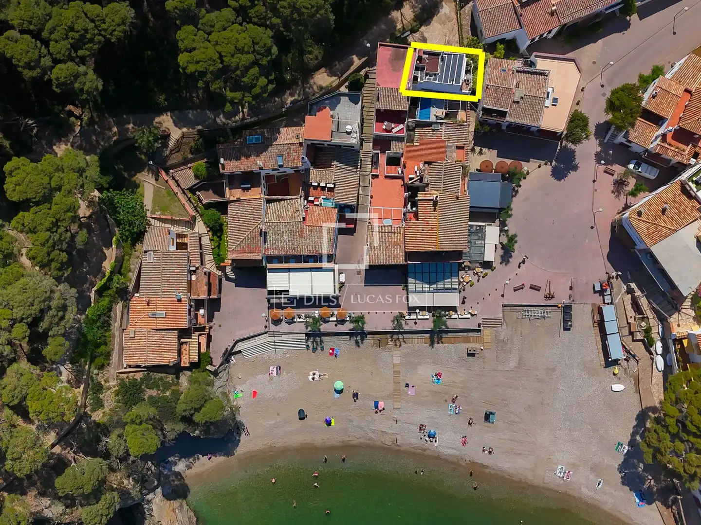 Vista exterior de Pis en venda en Begur amb Terrassa i Balcó