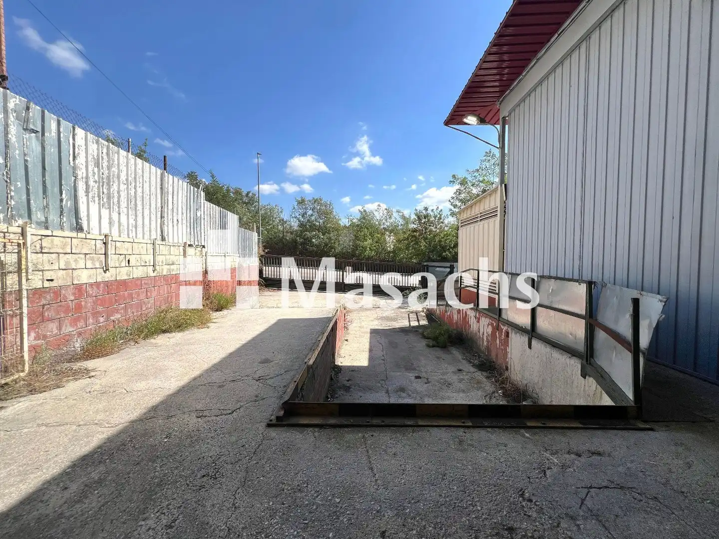 Parking of Industrial buildings for rent in Masquefa