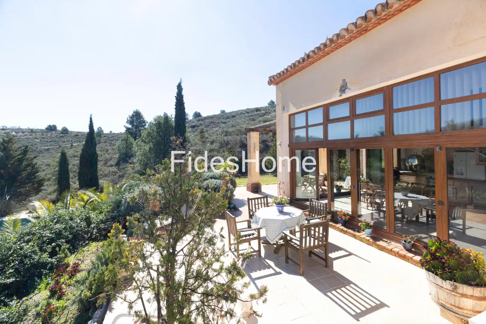 Vista exterior de Finca rústica en venda en Villamena amb Aire condicionat, Calefacció i Jardí privat