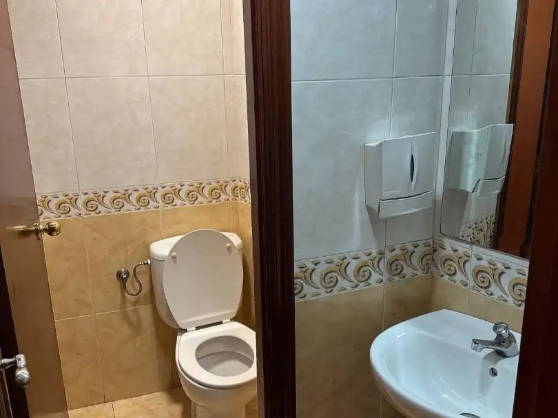 Gewerbefläche zur Übernahme in Av de la habana 3, imagen 10
