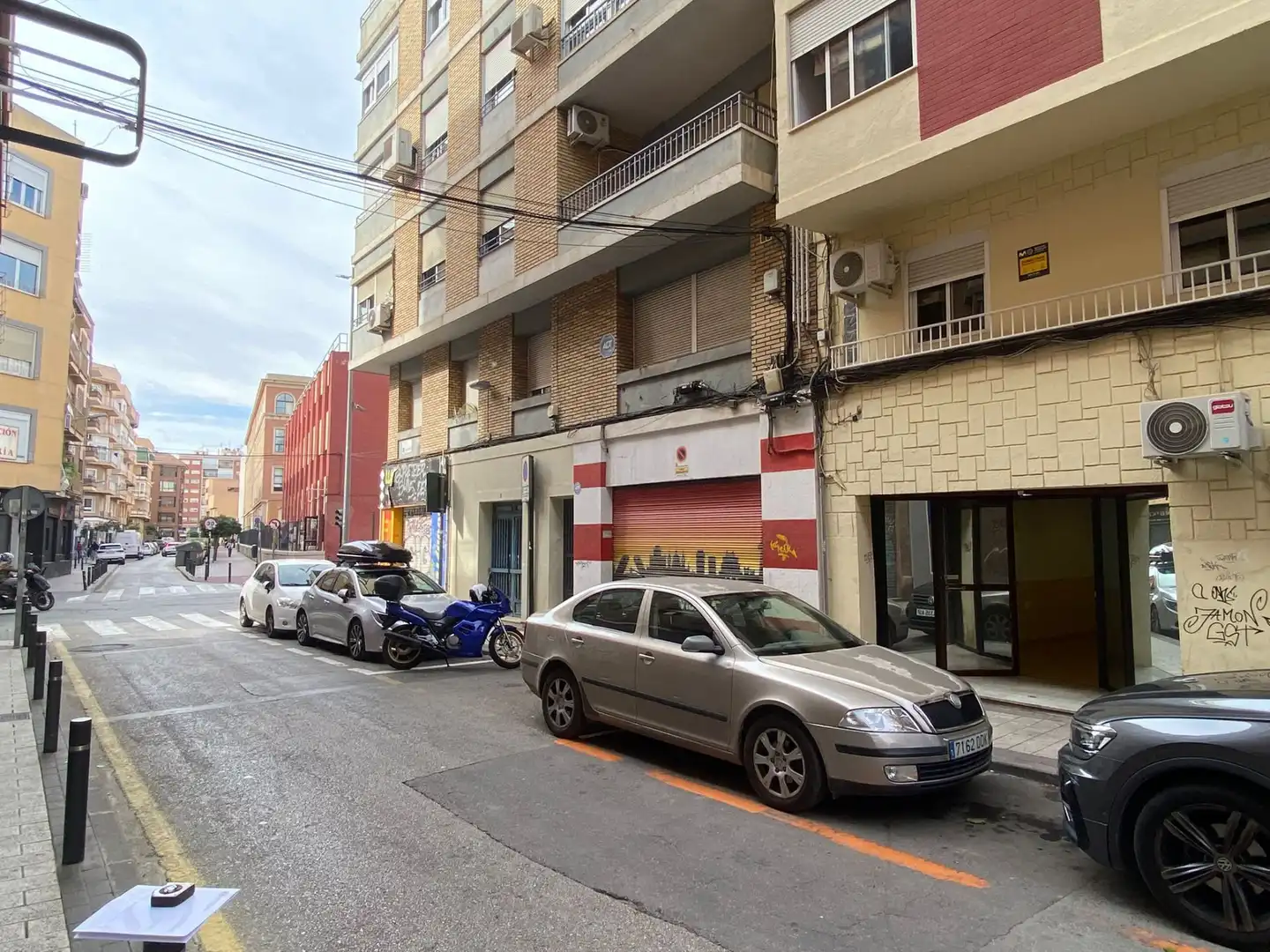 Local de lloguer a Madrid, 6, La Fama