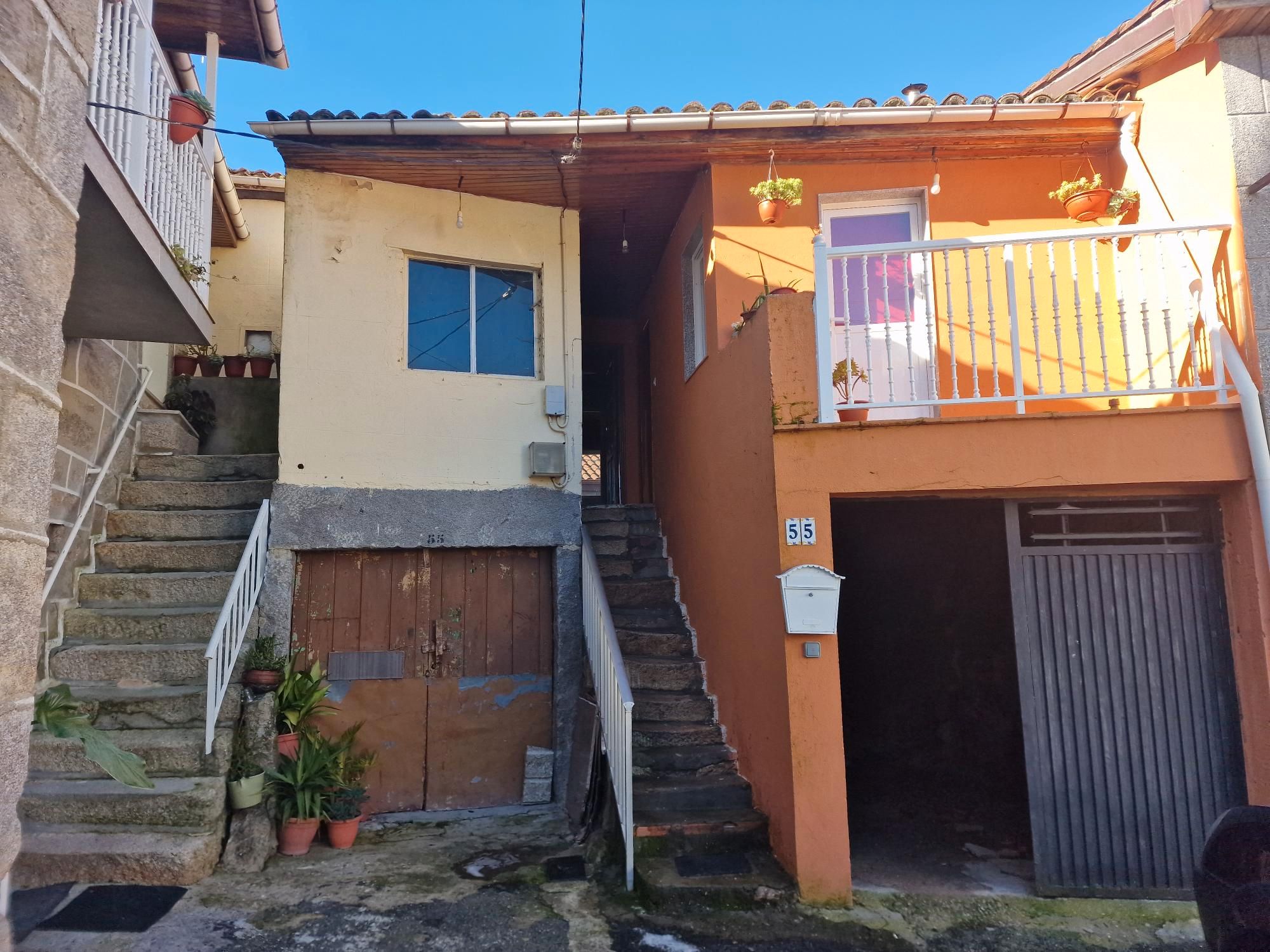 Vista exterior de Casa adosada en venta en Paderne de Allariz con Amueblado, Horno y Lavadora