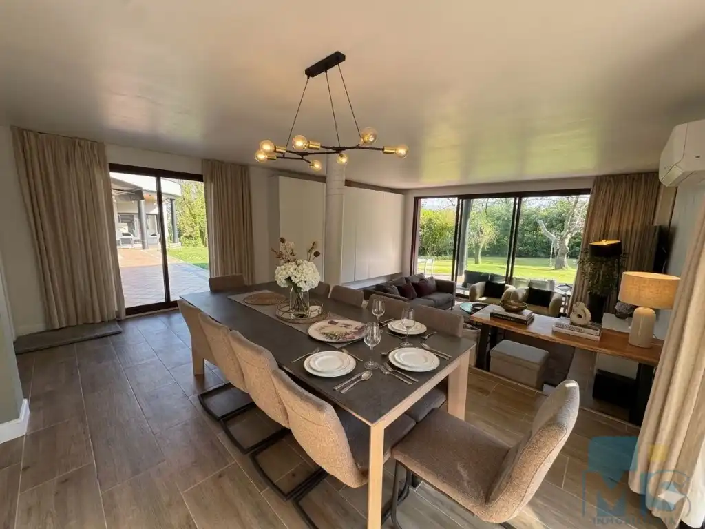Comedor de Casa o chalet en venta en Hondarribia con Jardín privado, Piscina y Amueblado