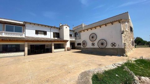 Descripción de la propiedad.Bienvenido a esta propiedad mallorquina de ensueño con una enorme parcela e innumerables posibilidades