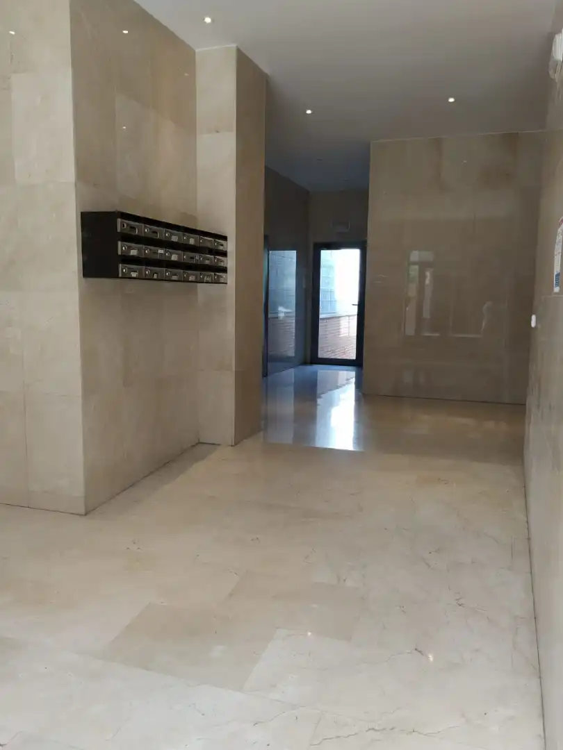 Flat for sale in Madrid  with Air Conditioner, Heating and Storage room