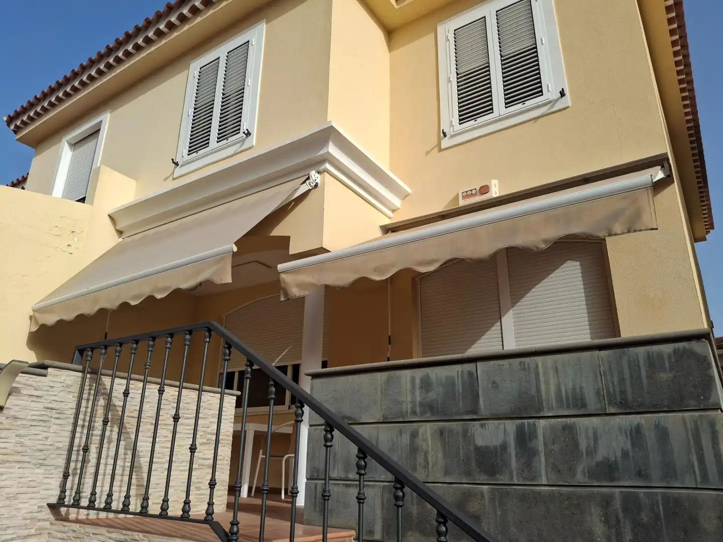 Reihenhaus mit Garten zur Miete in Calle del Estanque de la Palma