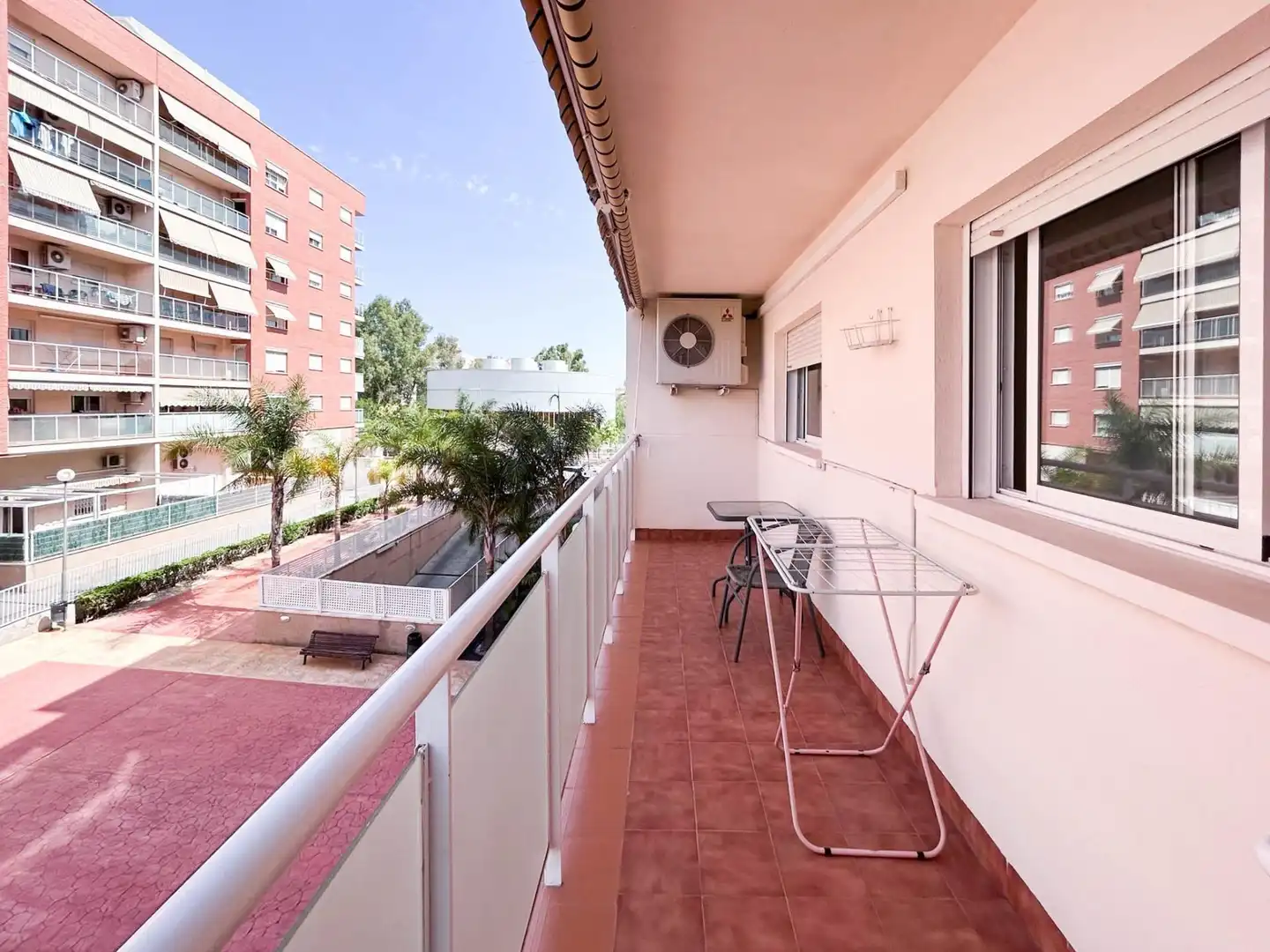 Terrace of Flat for rent in Paterna  with Air Conditioner, Heating and Private garden