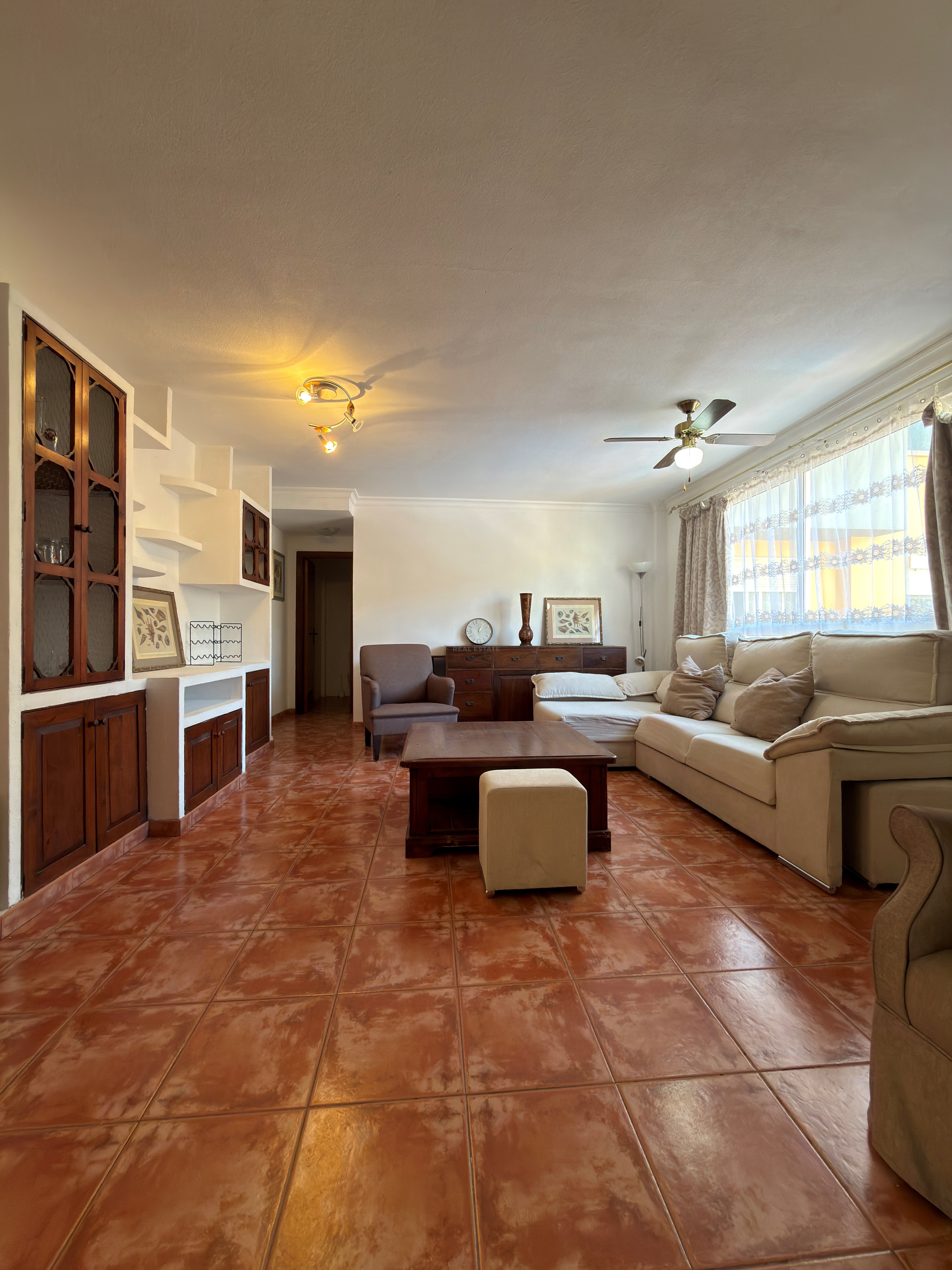 Sala de estar de Dúplex en venta en Granadilla de Abona con Terraza y Piscina