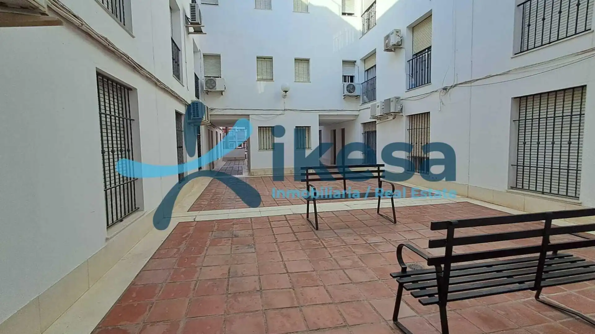 Vista exterior de Piso en venta en Puente Genil
