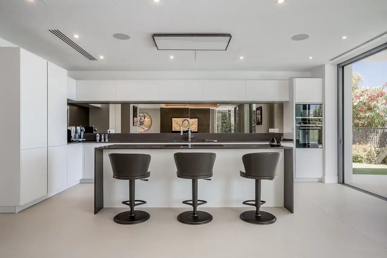 Kitchen of Houses for sale in Marbella  with Air Conditioner, Heating and Private garden