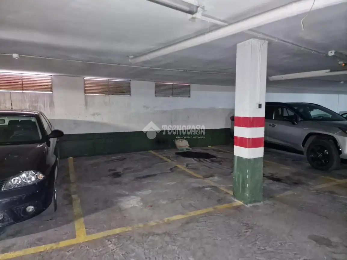 Parking of Garage for sale in Huesca