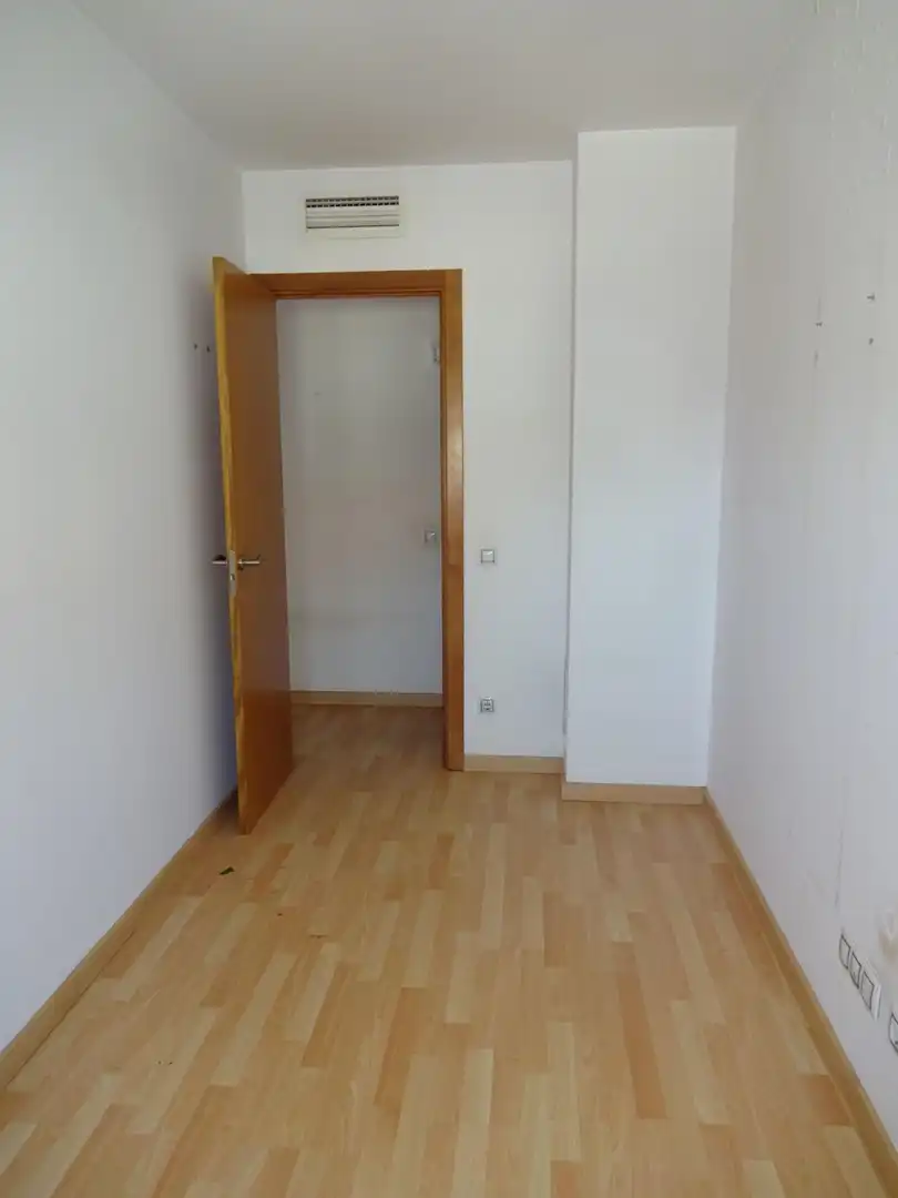 Habitación de Piso en venta en Mataró con Aire acondicionado, Calefacción y Piscina comunitaria