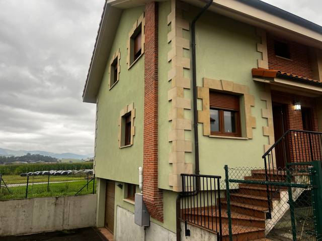 Casa adosada en Venta en Barrio San Roque en Polanco