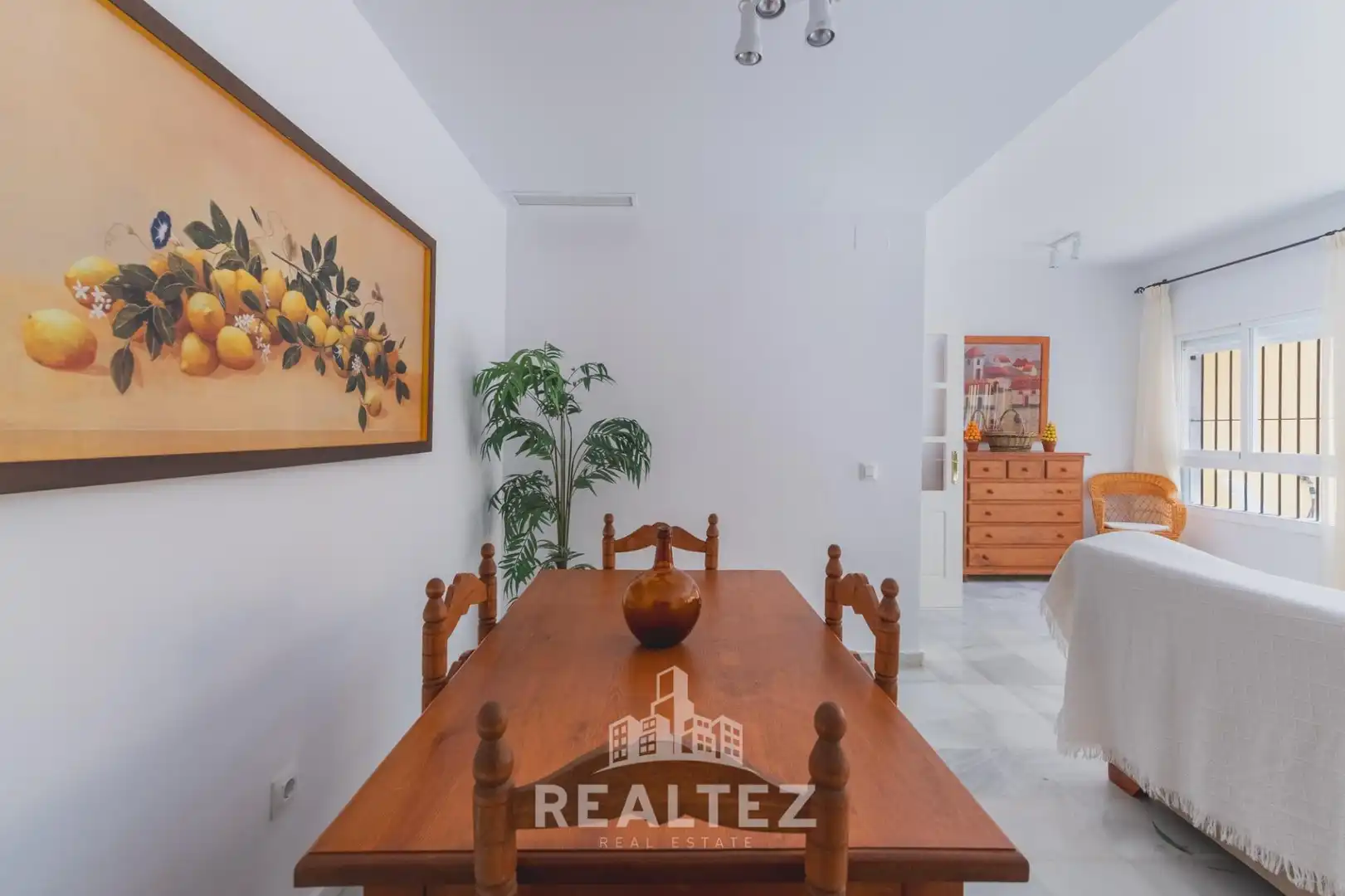 Esszimmer von Einfamilien-Reihenhaus zum Verkauf in El Puerto de Santa María mit Terrasse, Möbliert und Balkon