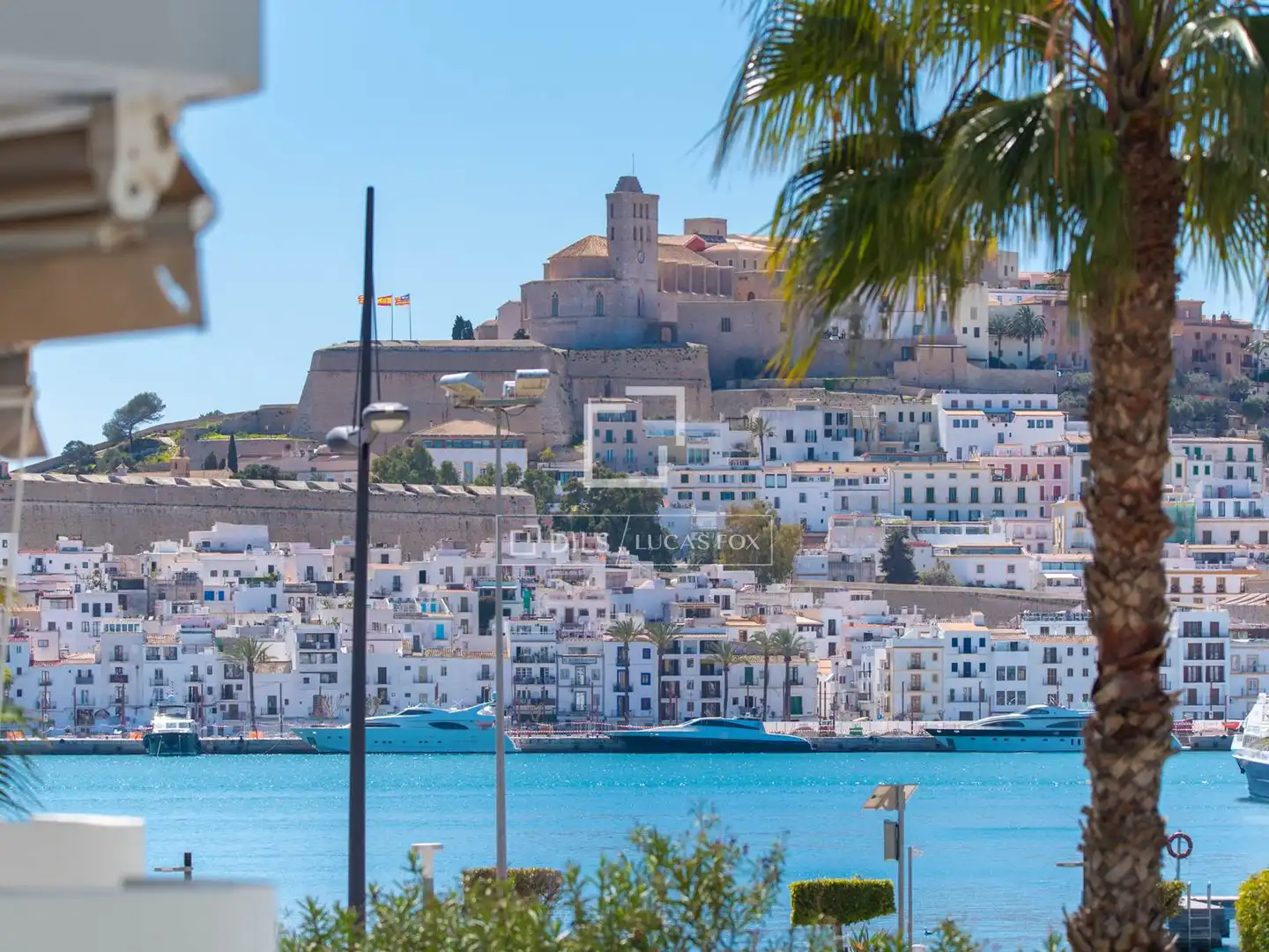 Außenansicht von Wohnung zum Verkauf in Eivissa mit Klimaanlage, Heizung und Privatgarten