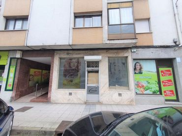 Local commercial à louer à Grado