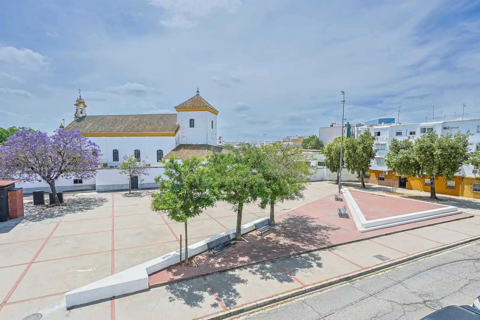 Exterior view of Flat for sale in Sevilla  with Air Conditioner and Balcony