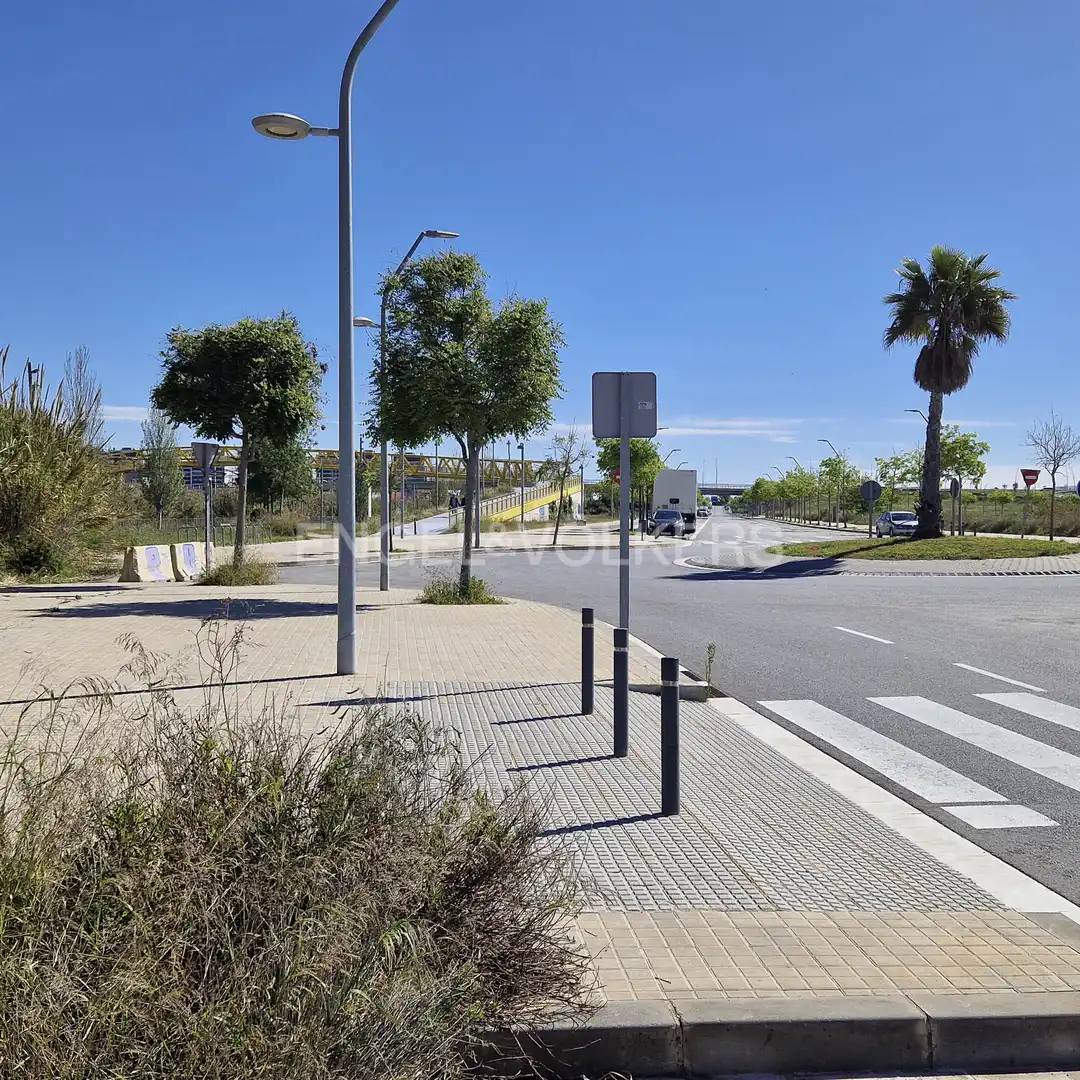 Industrial land for sale in Centre, imagen 3