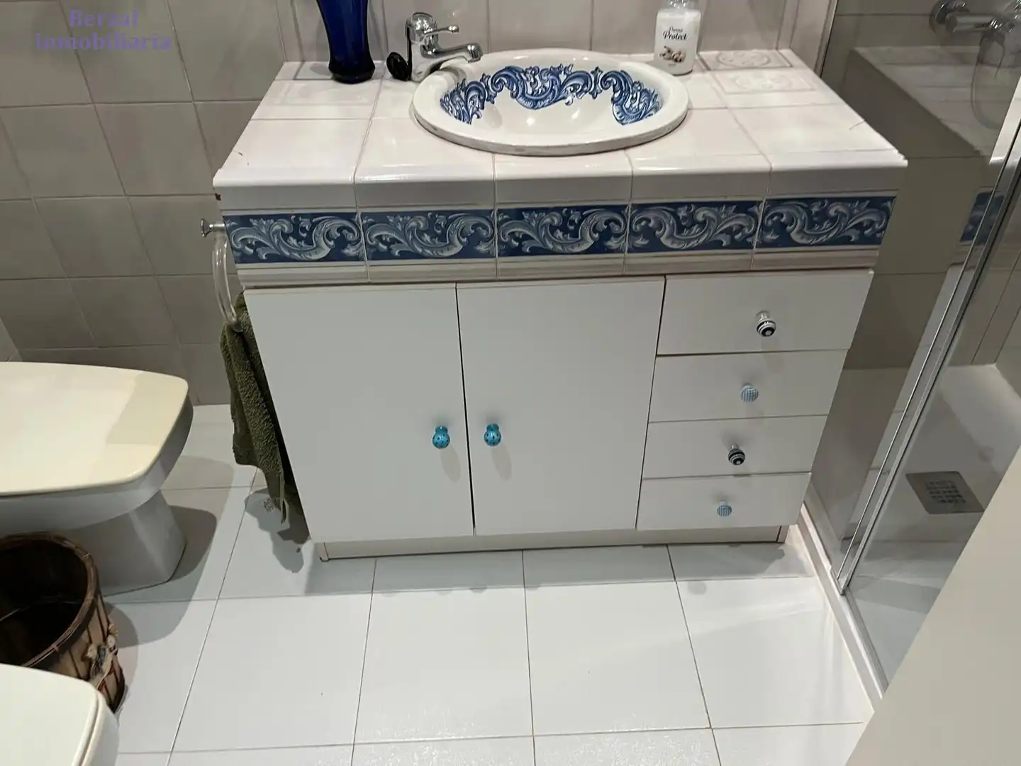 Bany de Casa o xalet en venda en Sorzano amb Jardí privat, Terrassa i Traster