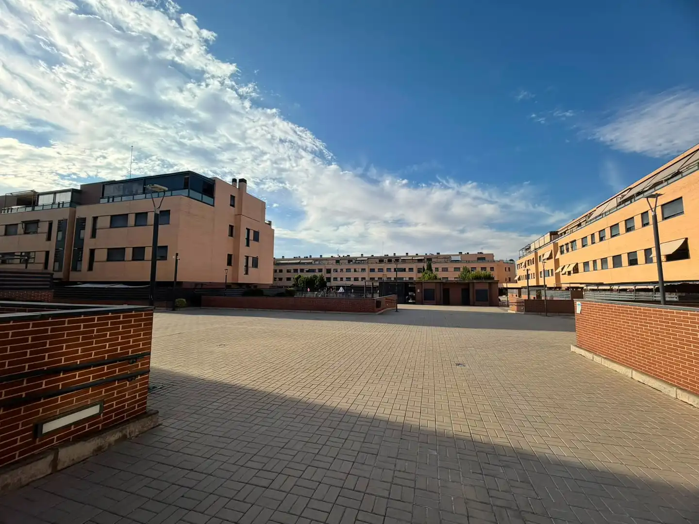 Vista exterior de Planta baixa de lloguer en Pinto amb Calefacció, Jardí privat i Terrassa