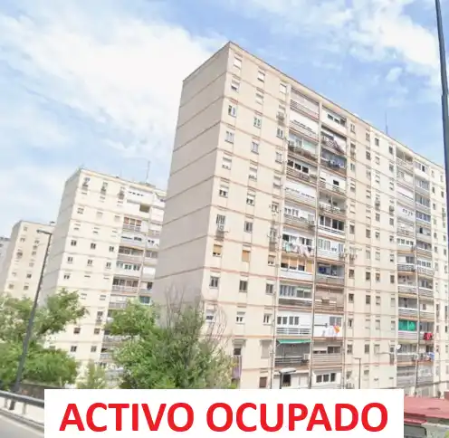 Vista exterior de Pis en venda en Madrid