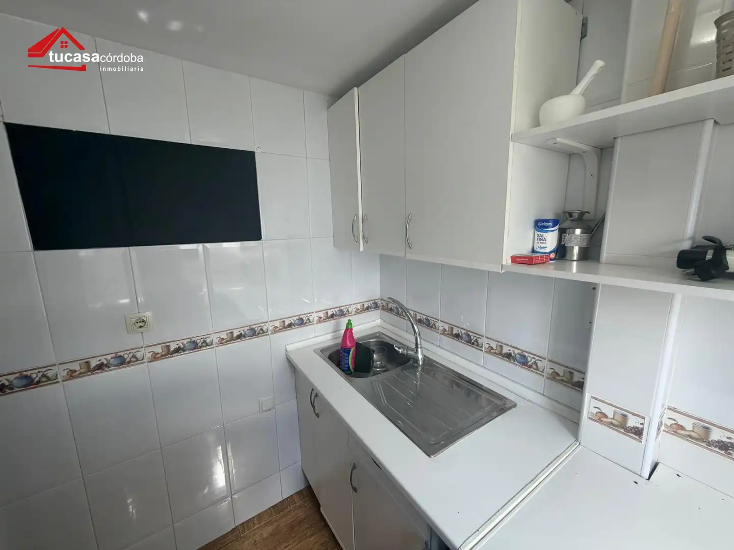 Kitchen of Flat for sale in Córdoba  with Air Conditioner, Terrace and Furnished
