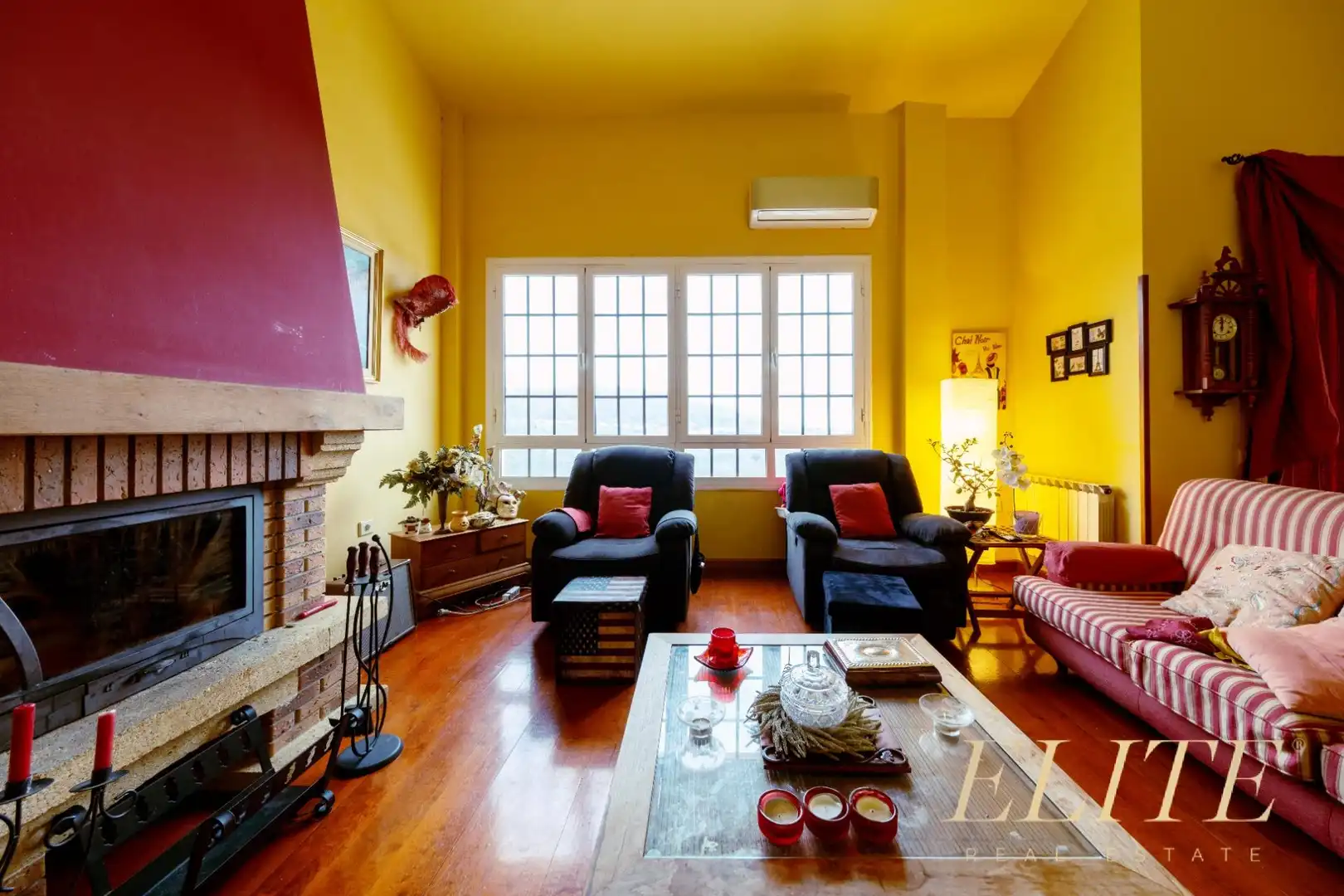 Sala d'estar de Casa o xalet en venda en Santa Brígida amb Aire condicionat, Jardí privat i Terrassa