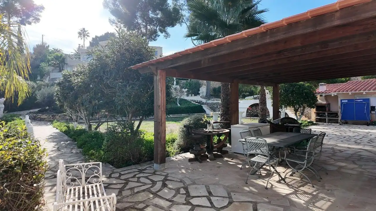 Jardín de Casa o chalet en venta en L'Alfàs del Pi con Aire acondicionado, Calefacción y Jardín privado