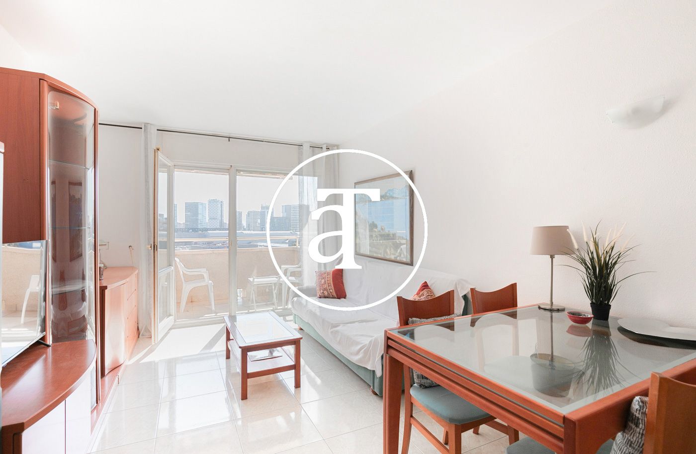Habitación de Piso de alquiler en  Barcelona Capital con Calefacción, Amueblado y Horno