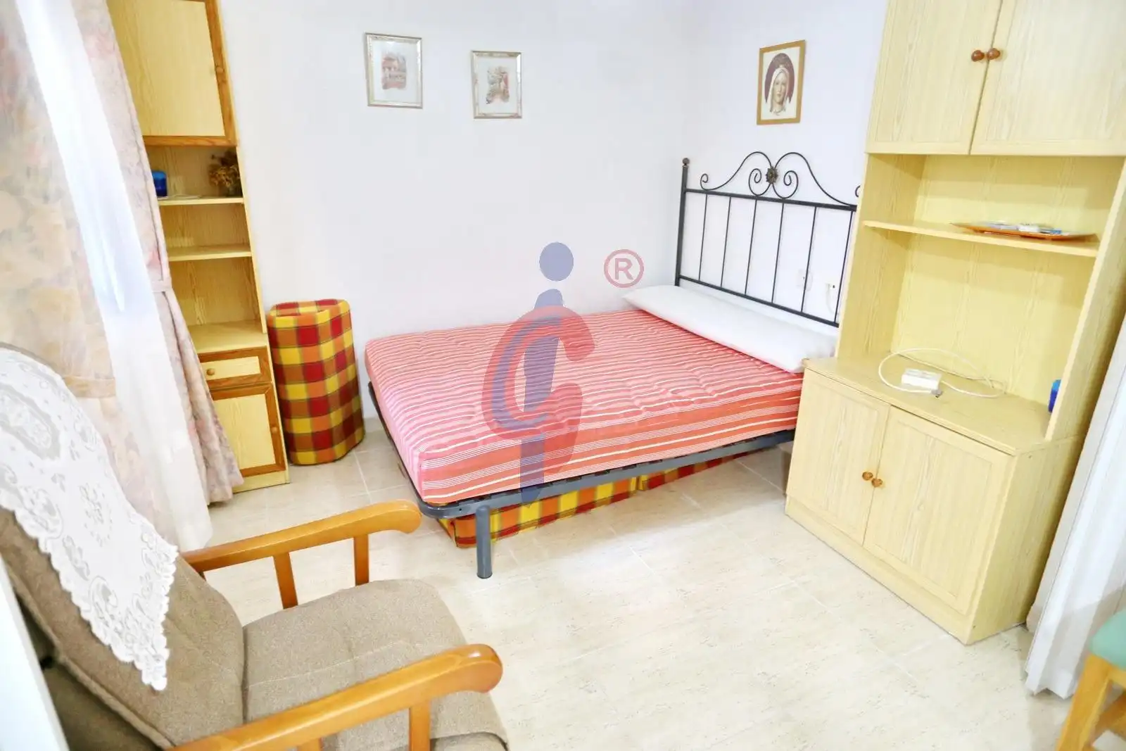 Dormitori de Estudi en venda en Guardamar del Segura amb Terrassa, Moblat i Piscina comunitària