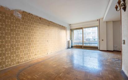 Living room of Flat for sale in  Madrid Capital  with Heating