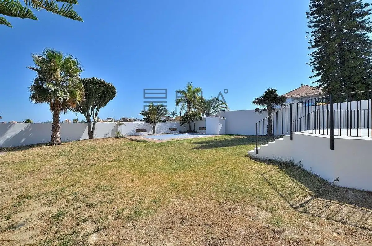 Chalet con piscina en venta en El Coto, imagen 40