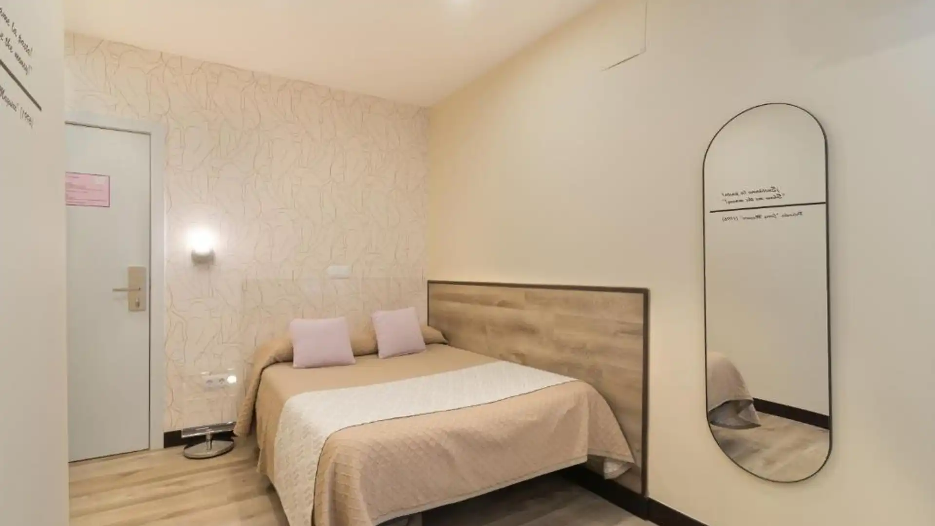 Bedroom of Study for rent in Badalona  with Furnished and Pets allowed