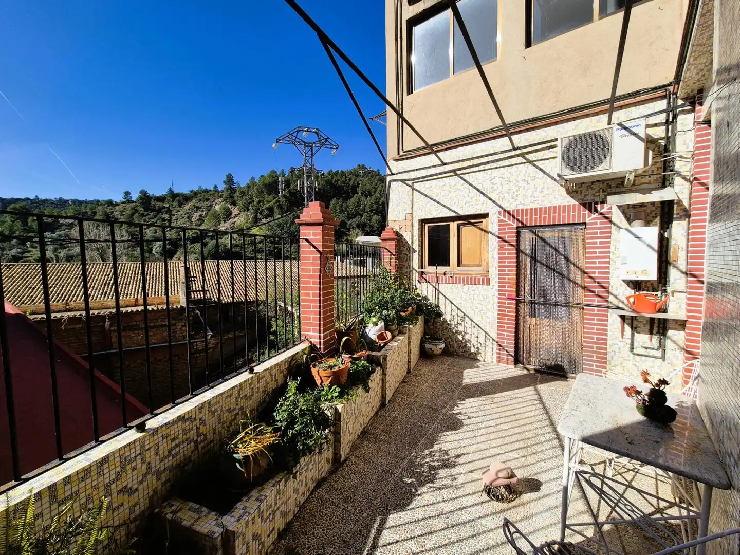Vista exterior de Casa o chalet en venta en Buñol con Aire acondicionado, Calefacción y Terraza