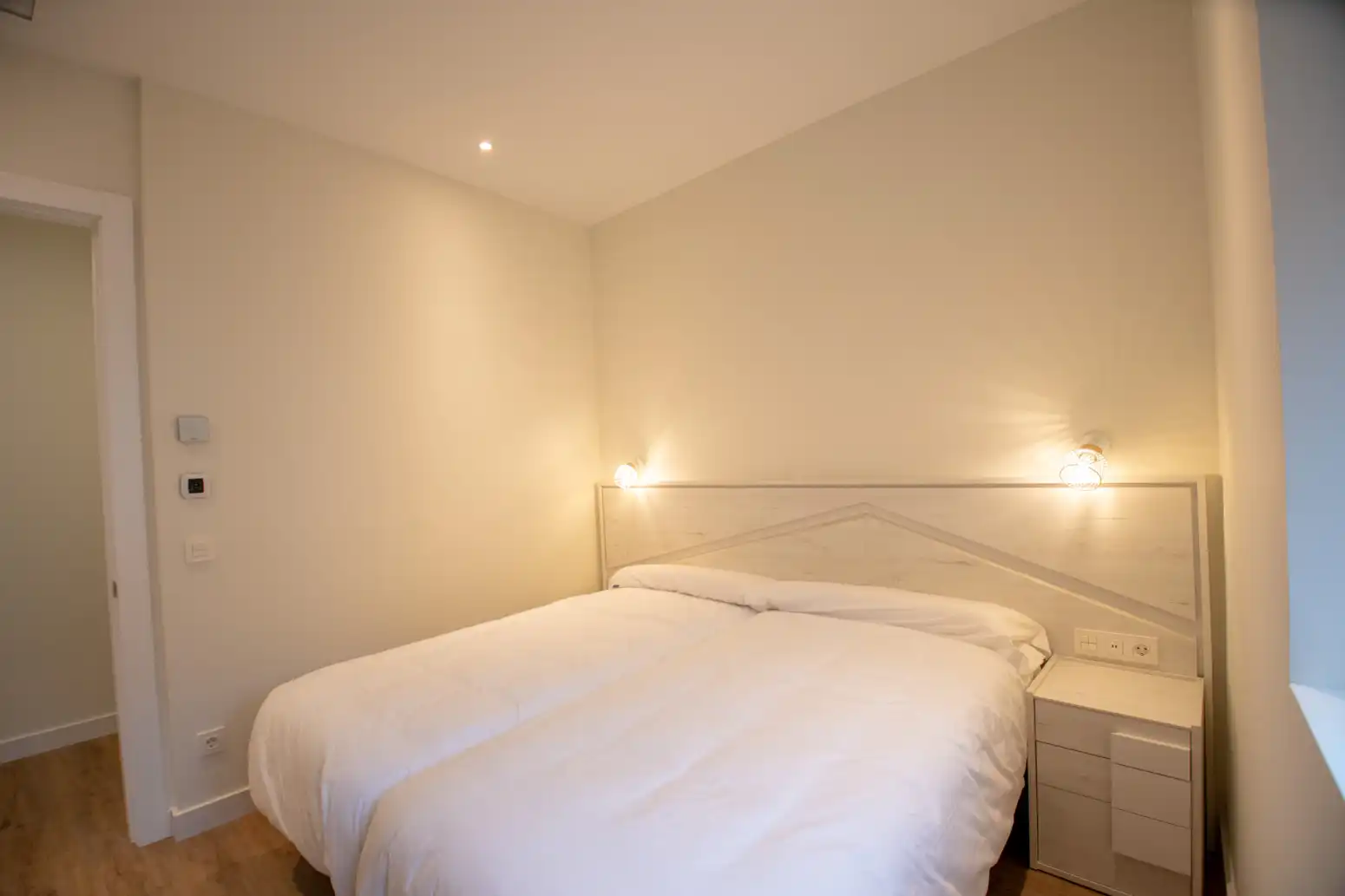 Habitación de Piso en venta en Villaviciosa con Calefacción, Terraza y Domótica