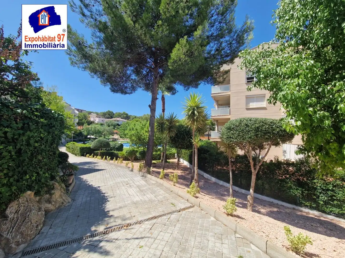 Vista exterior de Apartament en venda en Salou amb Aire condicionat, Calefacció i Jardí privat