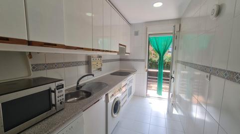 Foto 4 de Casa adosada en venda a Calle Madroño, San Martín de Valdeiglesias, Madrid